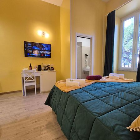 Residenze Serventi Longhi Roma Exterior foto